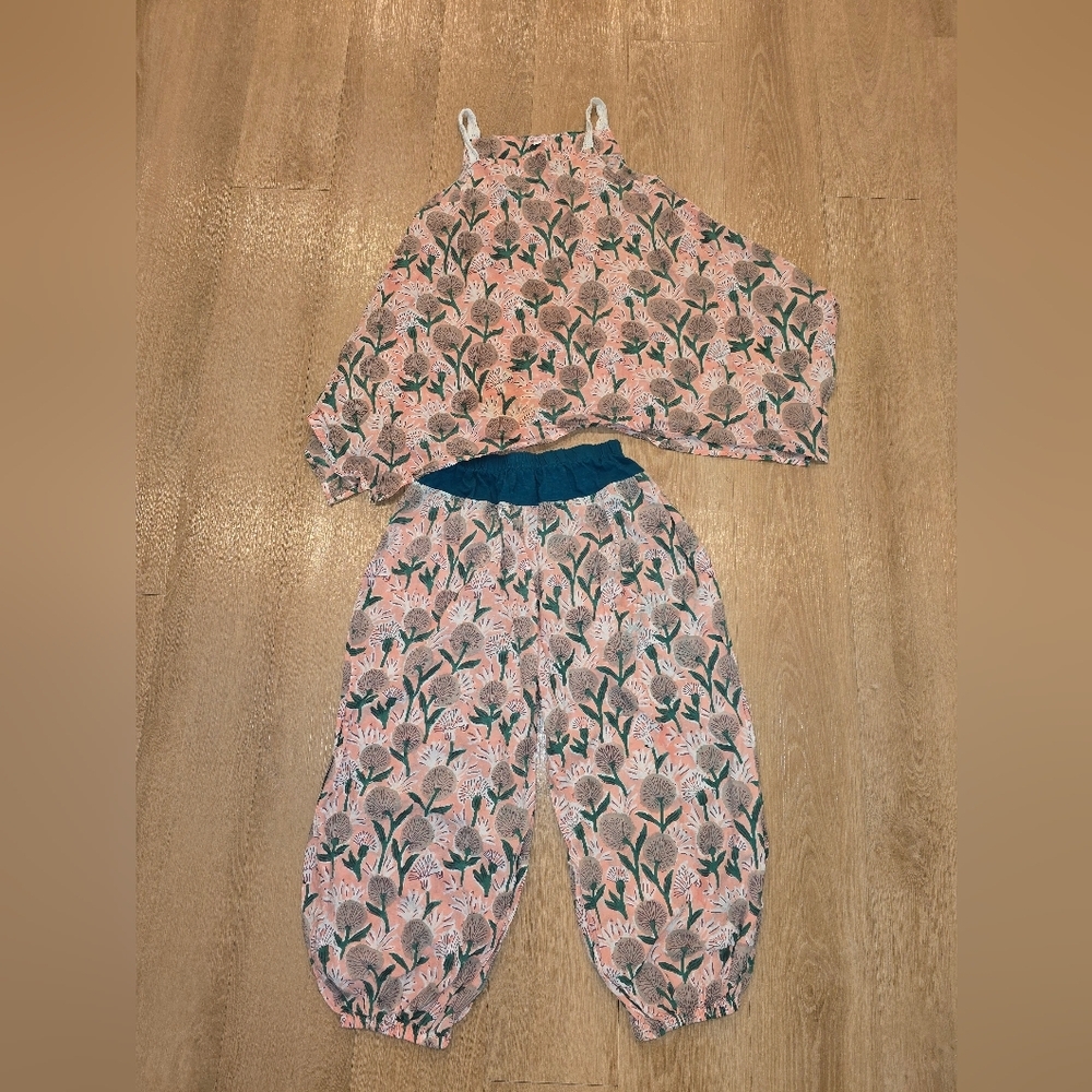 Aura Knit Two Piece Set, 10 Year, Tank Top And Pants, Pink Tropical Lounge Wear - Picture 9 of 10